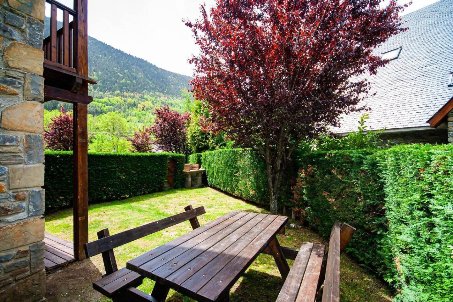 Espacioso Apartamento Con Jardin En Salardu Naut Aran Exterior foto
